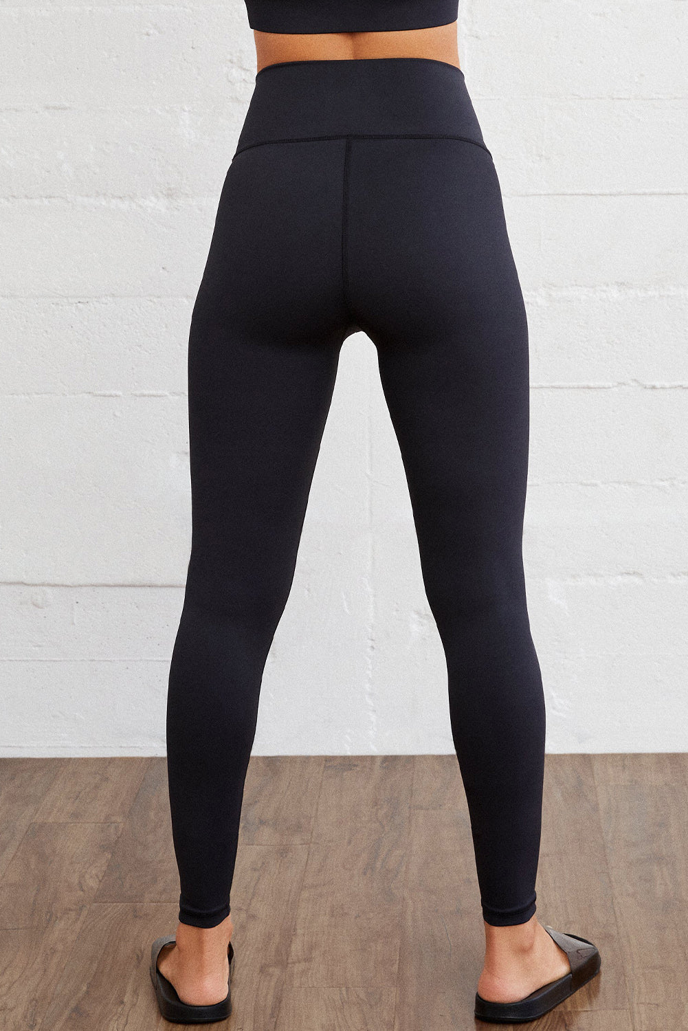 Cali Chic Black Arched Waist Seamless Active Leggings