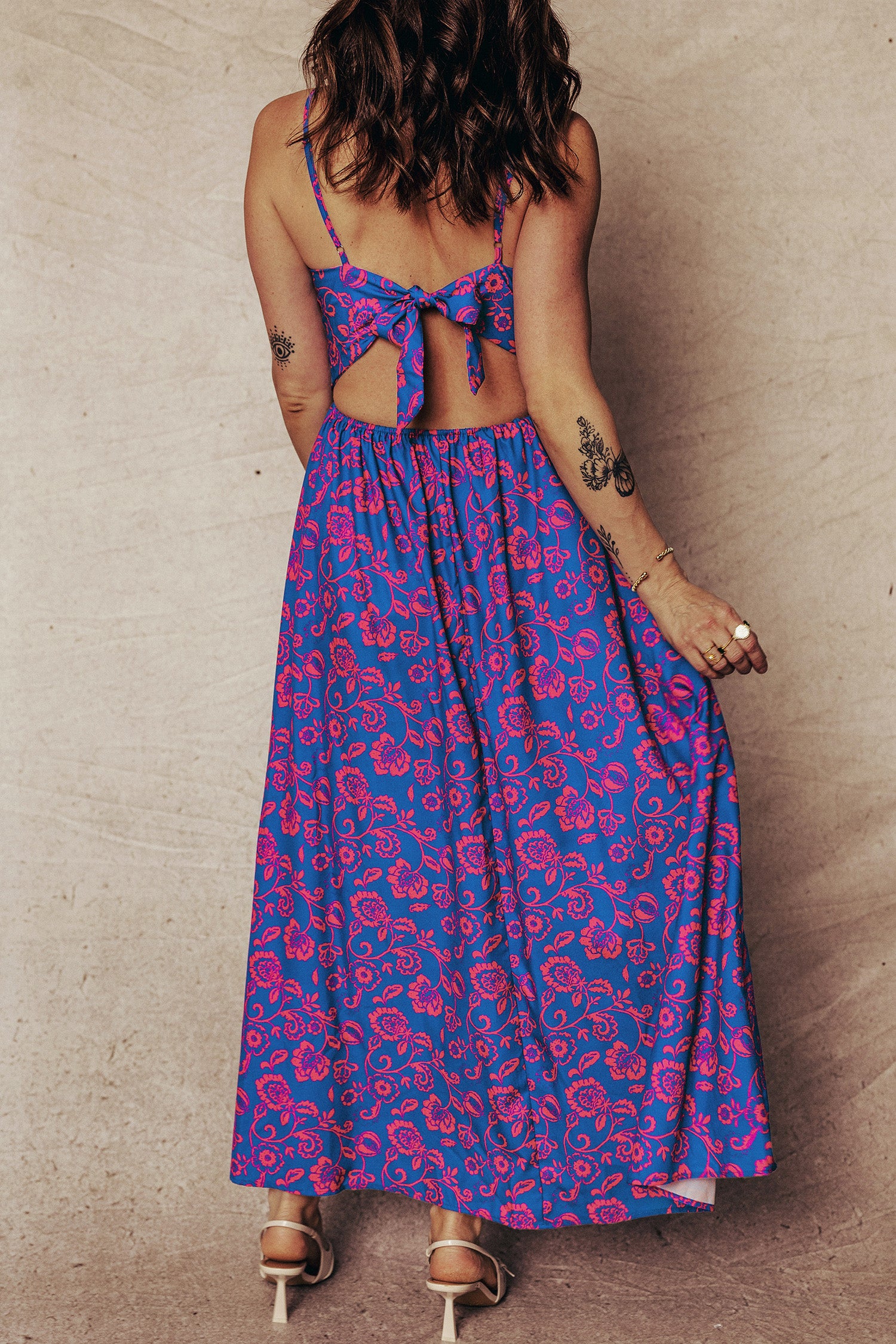 Cali Chic Women Dress Blue Floral Print Twisted V Neck Tied Backless Maxi Dress - Cali Chic