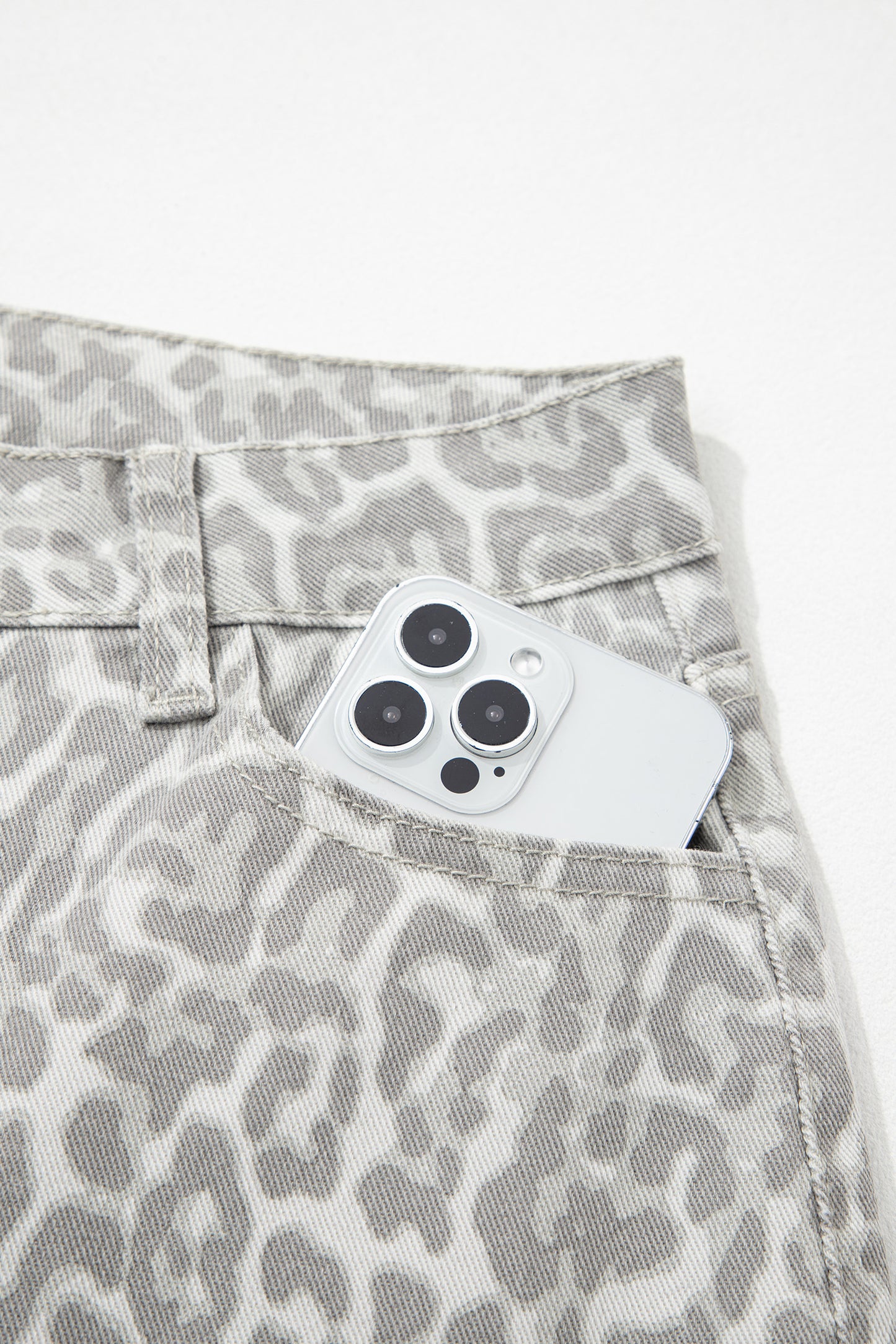 Cali Chic Women Pant Gray Leopard Frayed Edge Wide Leg High Waist Jeans - Cali Chic