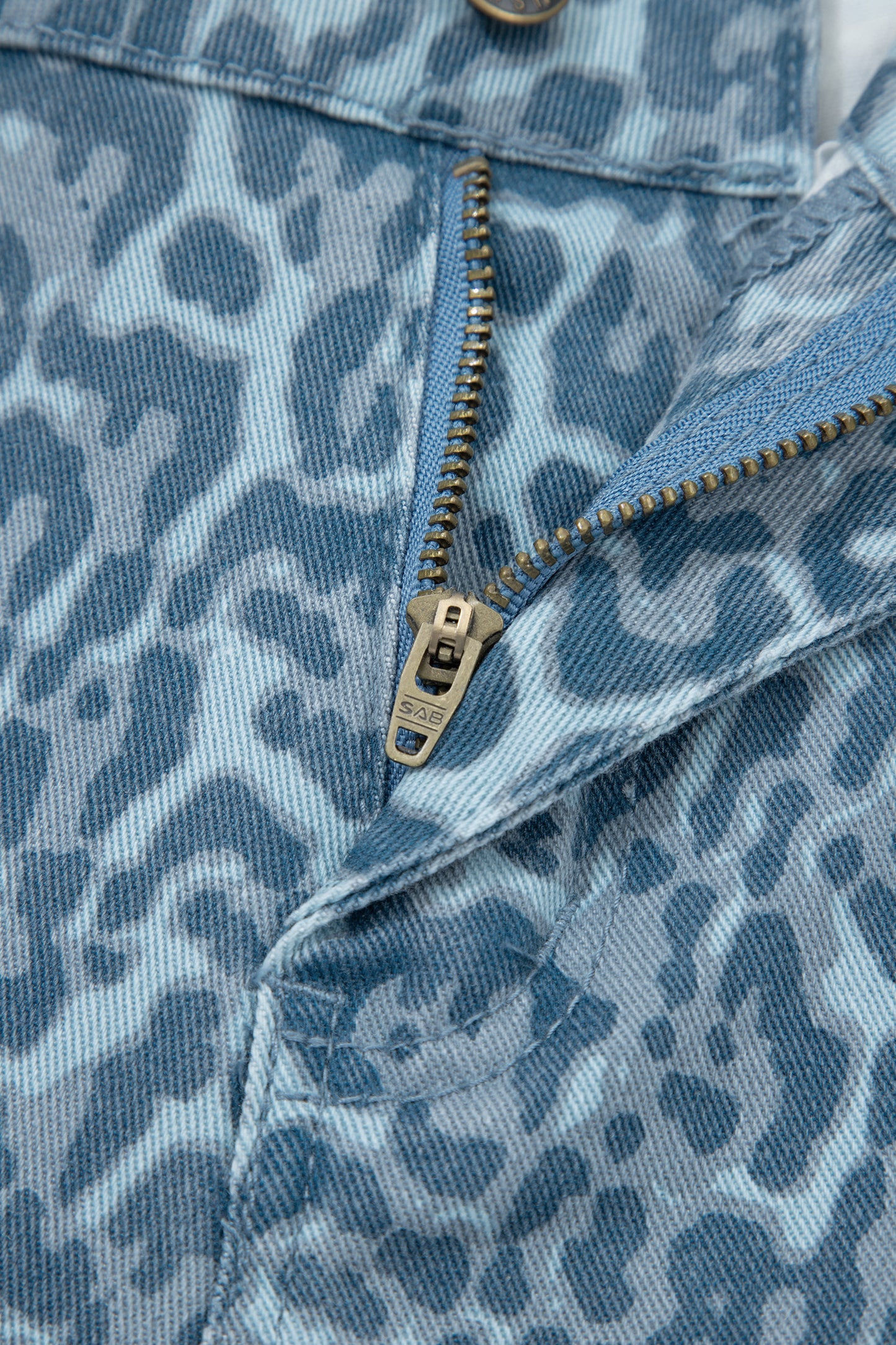 Cali Chic Women Pant Sky Blue Leopard Frayed Edge Wide Leg High Waist Jeans - Cali Chic