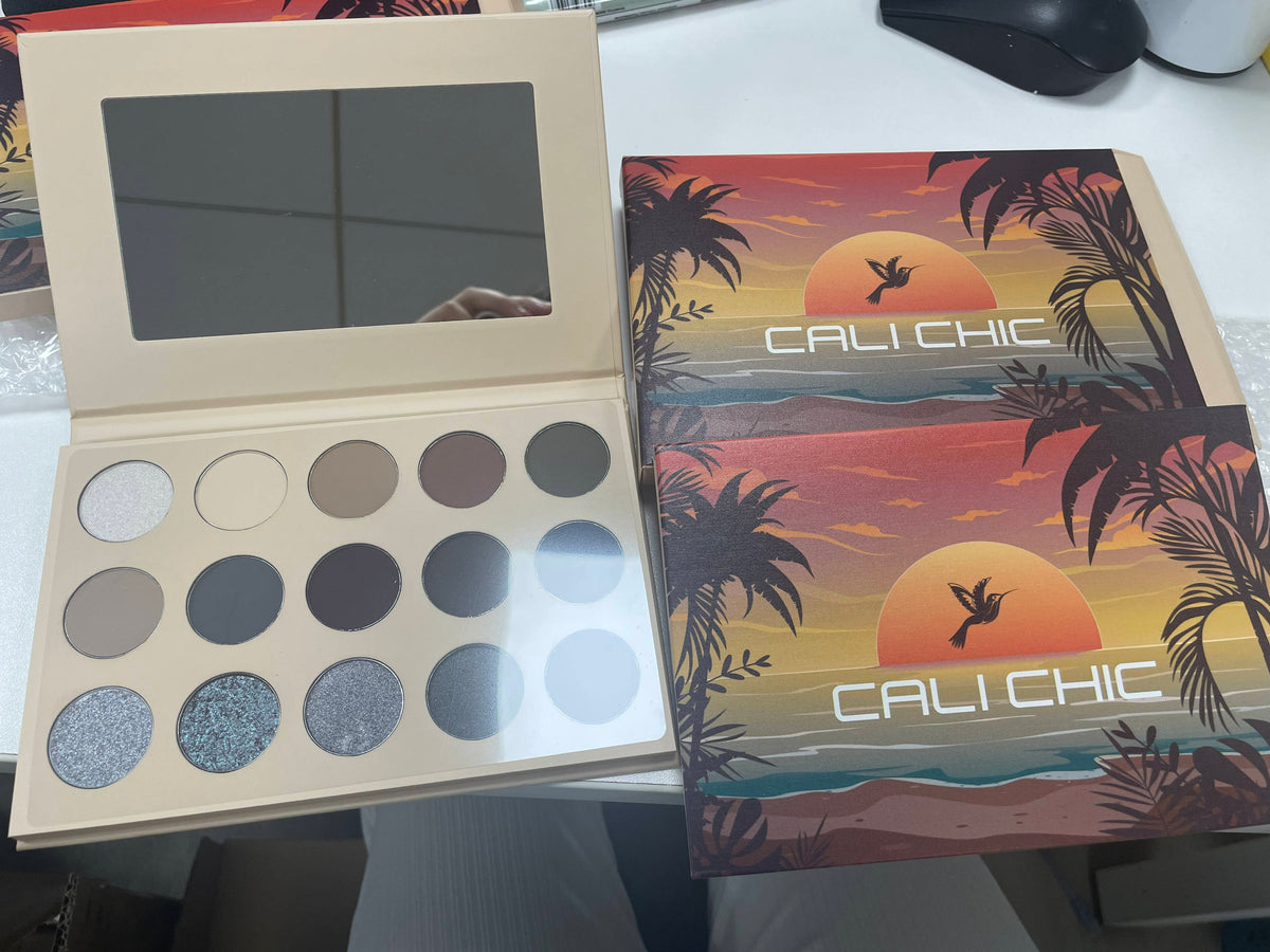 Cali Chic Smokey Eyeshadow Palette 15 Shades Smooth Pressed Powder Cosmetic Metallic Makeup - Cali Chic