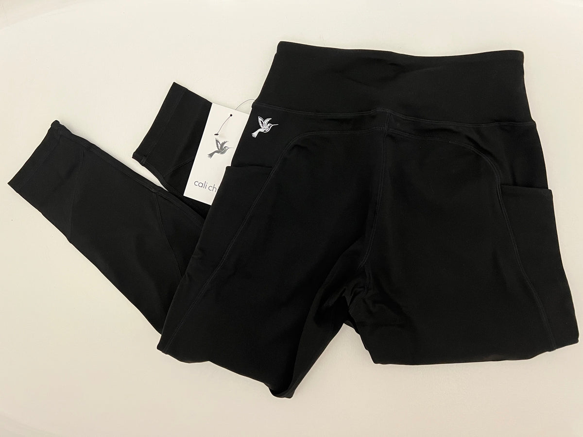 Women's Mid-Waist Seamless Yoga Pants - Tummy Control Brushed Nylon Leggings