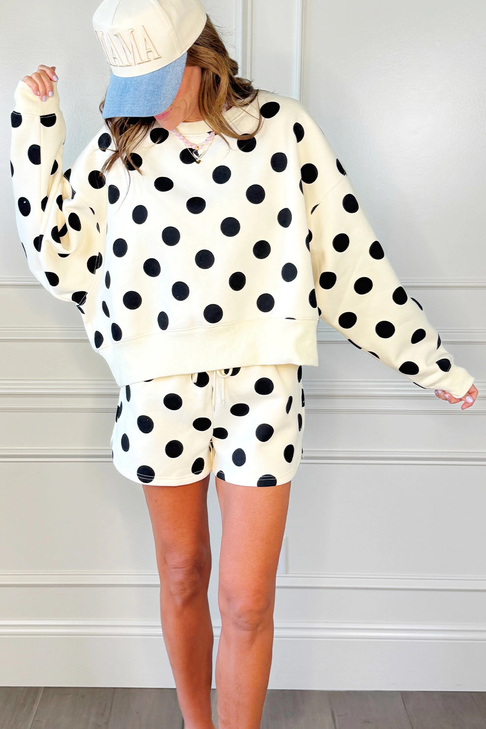 Cali Chic Women Beige Polka Dot Print Drop Shoulder Pullover Drawstring Shorts Set - Cali Chic