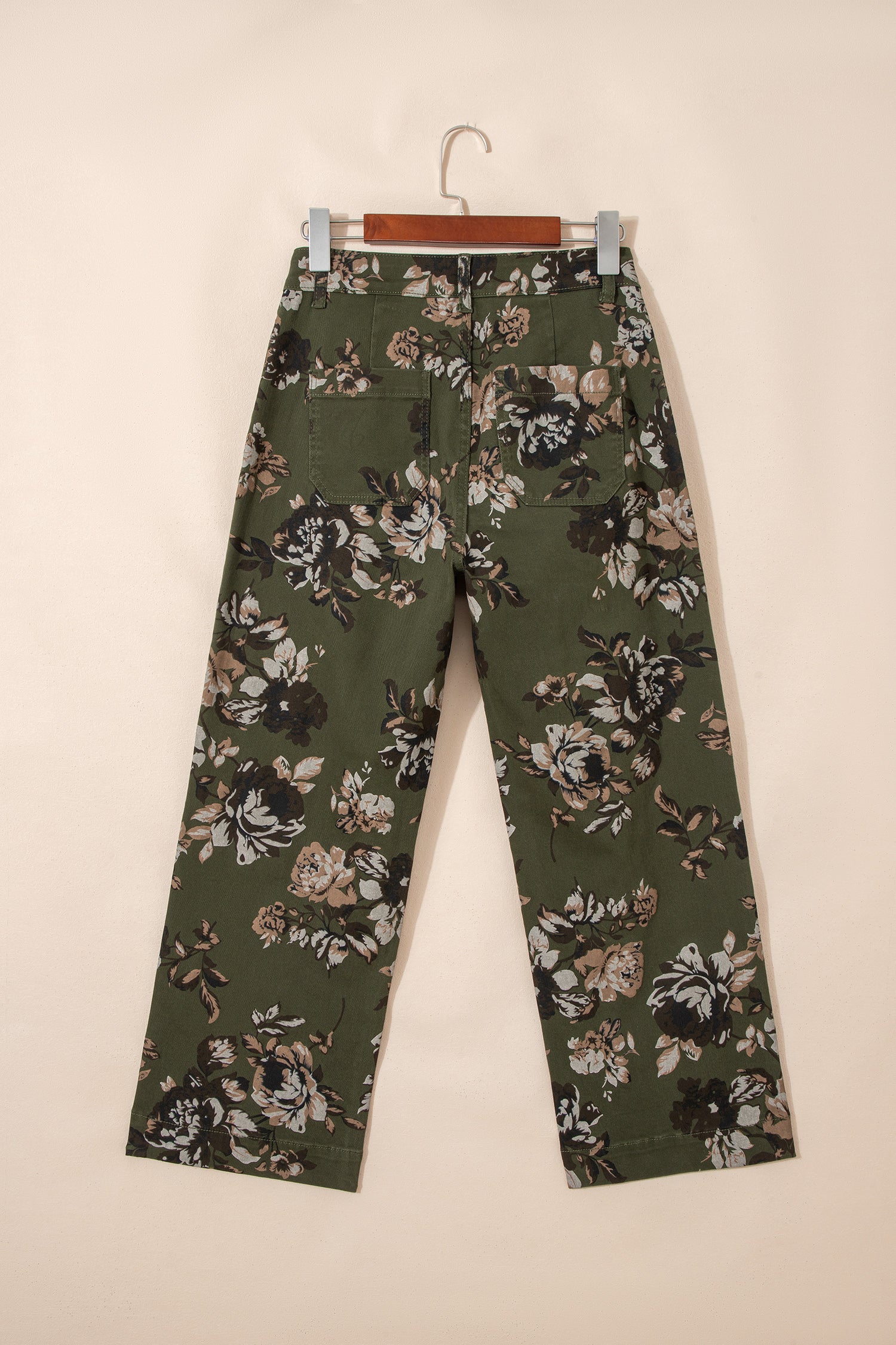 Cali Chic Women Pants Green Vintage Floral Print Square Patch Pocket Raw Hem Shift Jeans - Cali Chic
