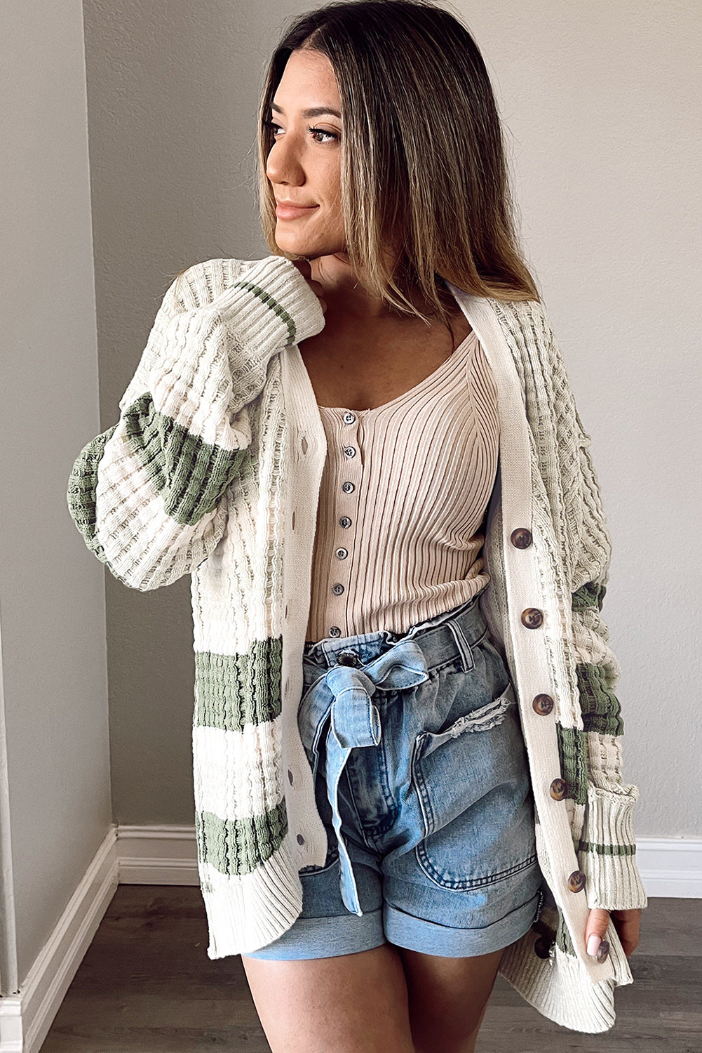 Green Colorblock Textured Knit Buttoned Cardigan