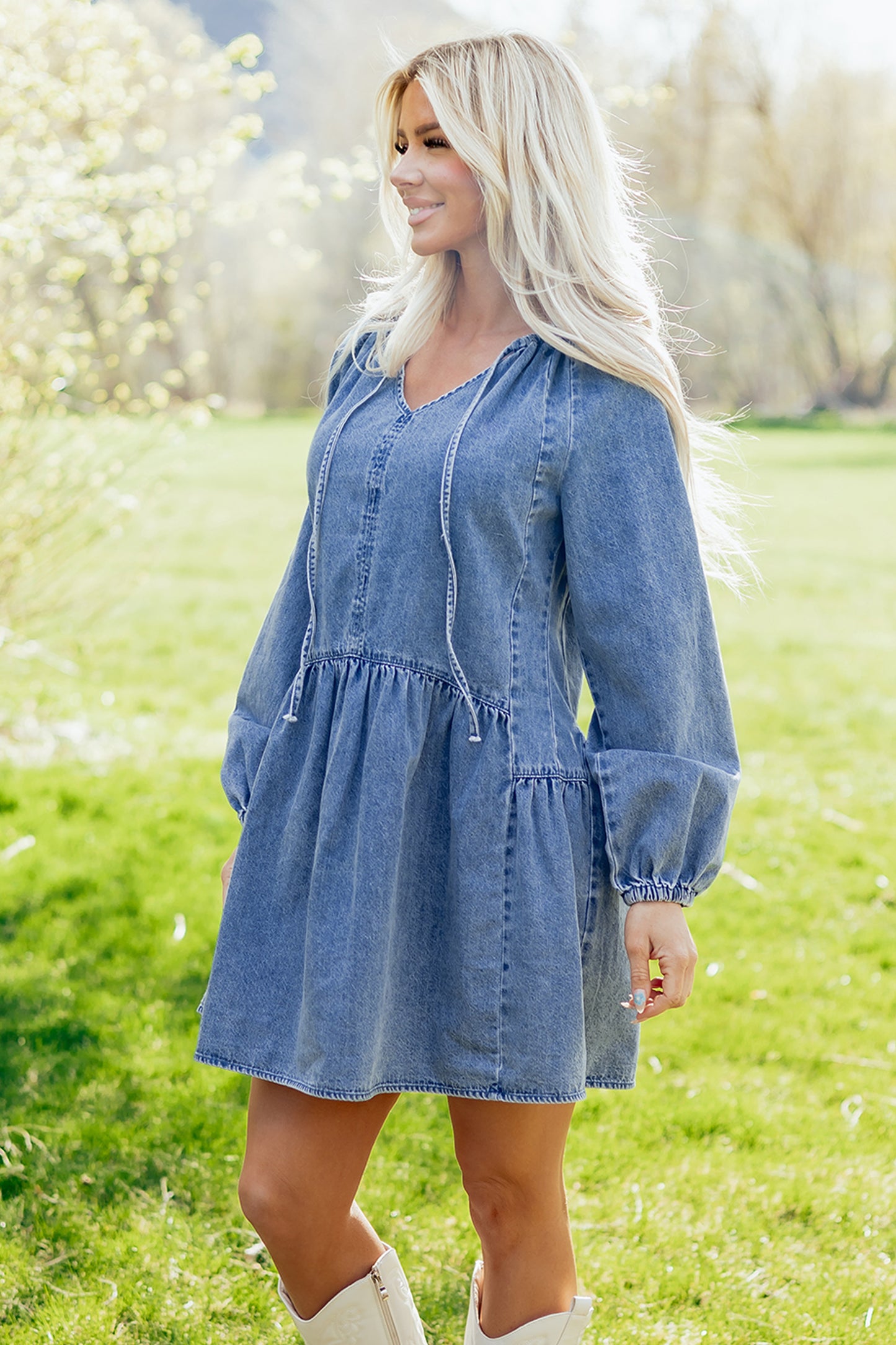 Dear-Lover Cali Chic women's denim mini dress with puff sleeves, V-neck, ruffles, and a loose fit.