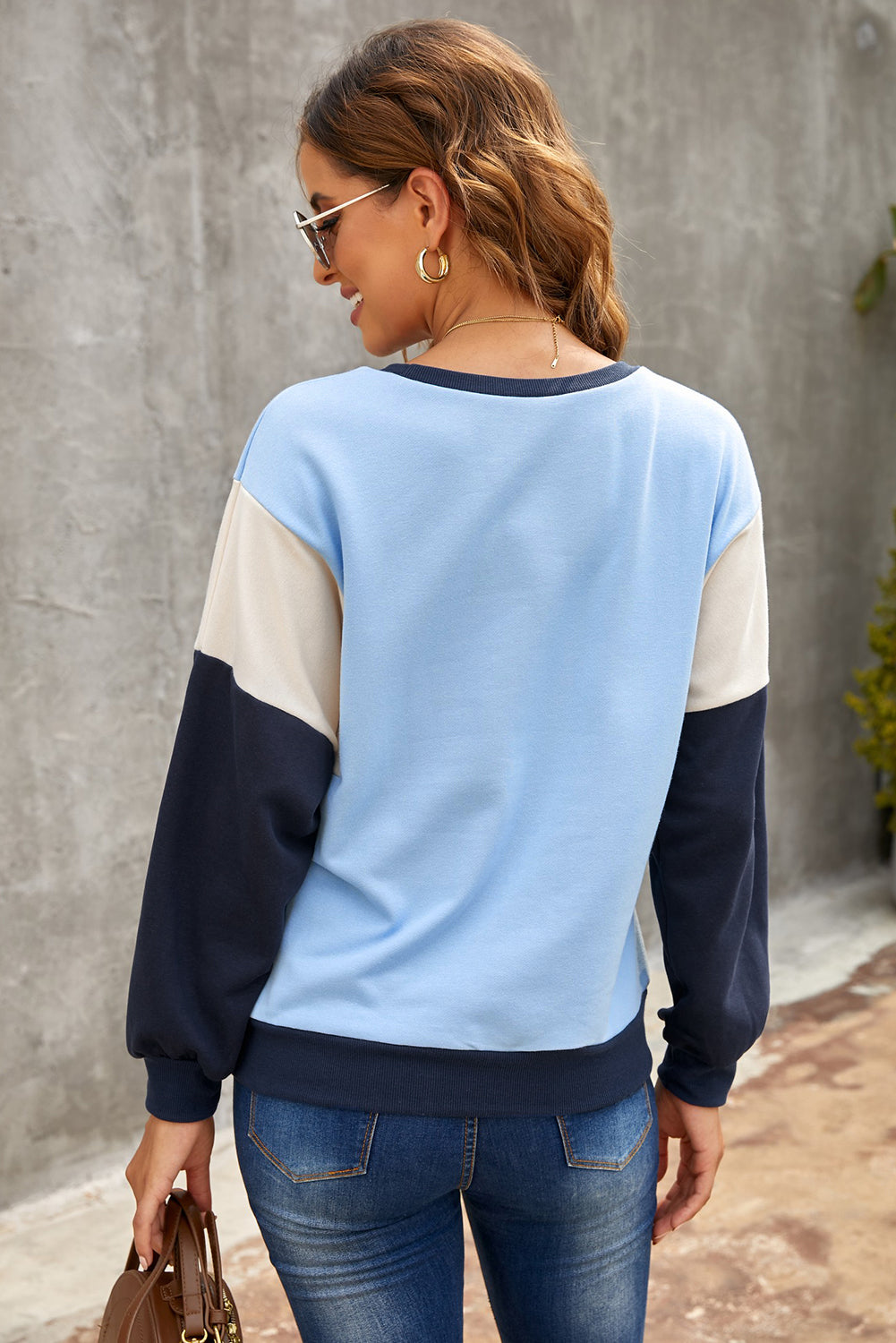 Cali Chic Women's Sweatshirt Celebrity Sky Blue Color Block Pullover Sweatshirt