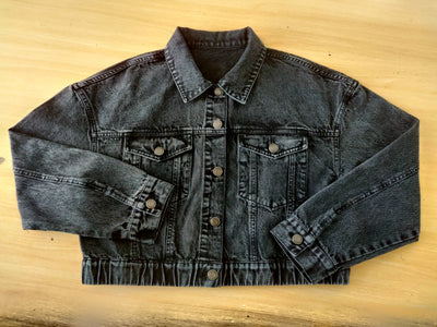 Cali Chic Women Denim Jacket Celebrity Snow Washed Black Drop Shoulder Crop Authentic Denim Jacket