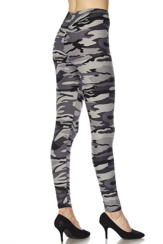 Cali Chic Women's Leggings Celebrity Yummy Brushed Camouflage Grey Print Pants