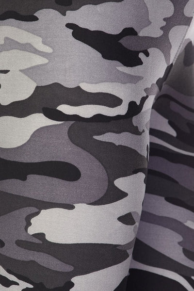 Cali Chic Women's Leggings Celebrity Grey Camouflage Print Yummy Brushed Capri Leggings